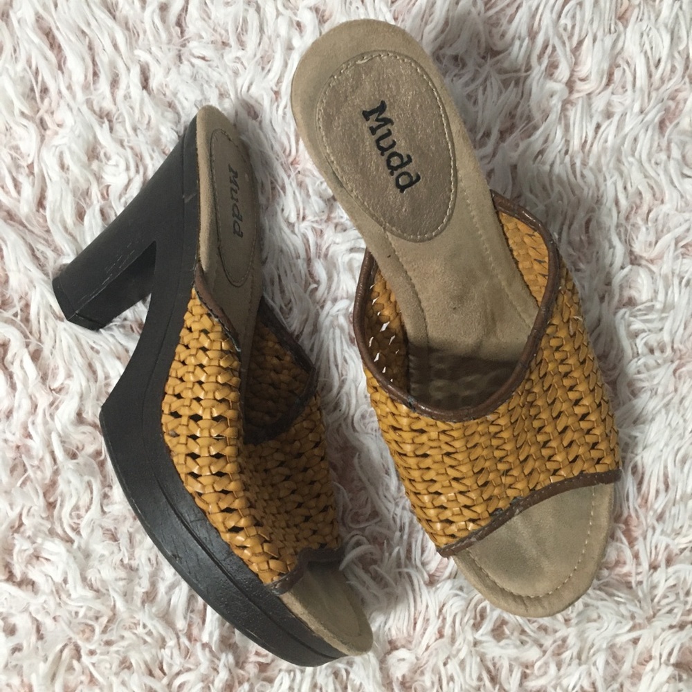 😵VTG 90s Penny Lane boho M.U.D.D leather sandals